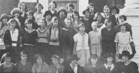 Freshmen Class in 1923