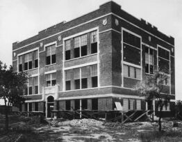 Cooper School being built