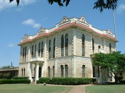 Robertson County Courthouse in Franklin