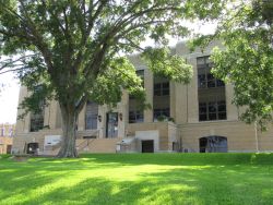 Rusk County Courthouse in Henderson