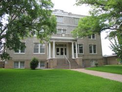 Camp County Courthouse in Pittsburg