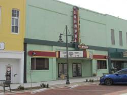 Ivanhoe Theater in Denison
